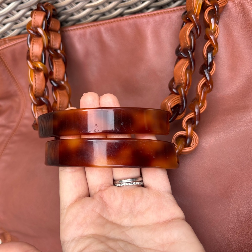 Authentic CHANEL brown leather CC tote tortoise handles - Picture 9 of 16